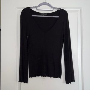Medium Black LuLu’s Top